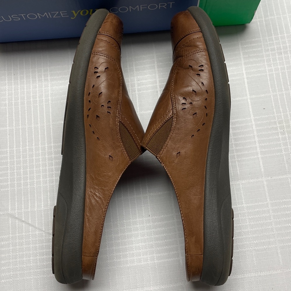 Abeo Women’s leather mules - Picture 5 of 12